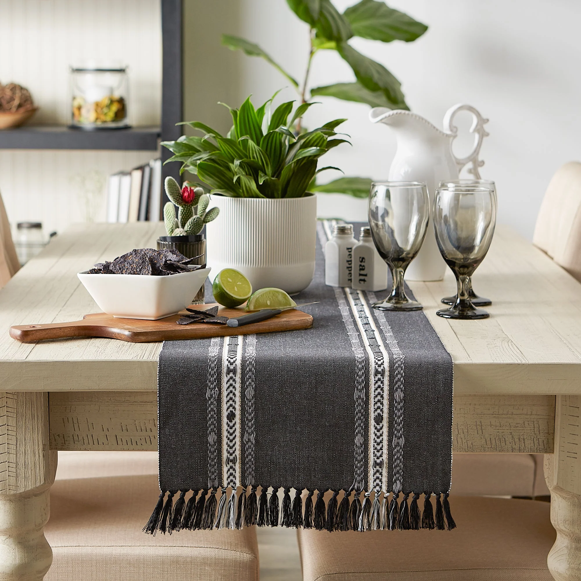 Black Dobby Striped Fringe Ribbed Table Runner - Image 4
