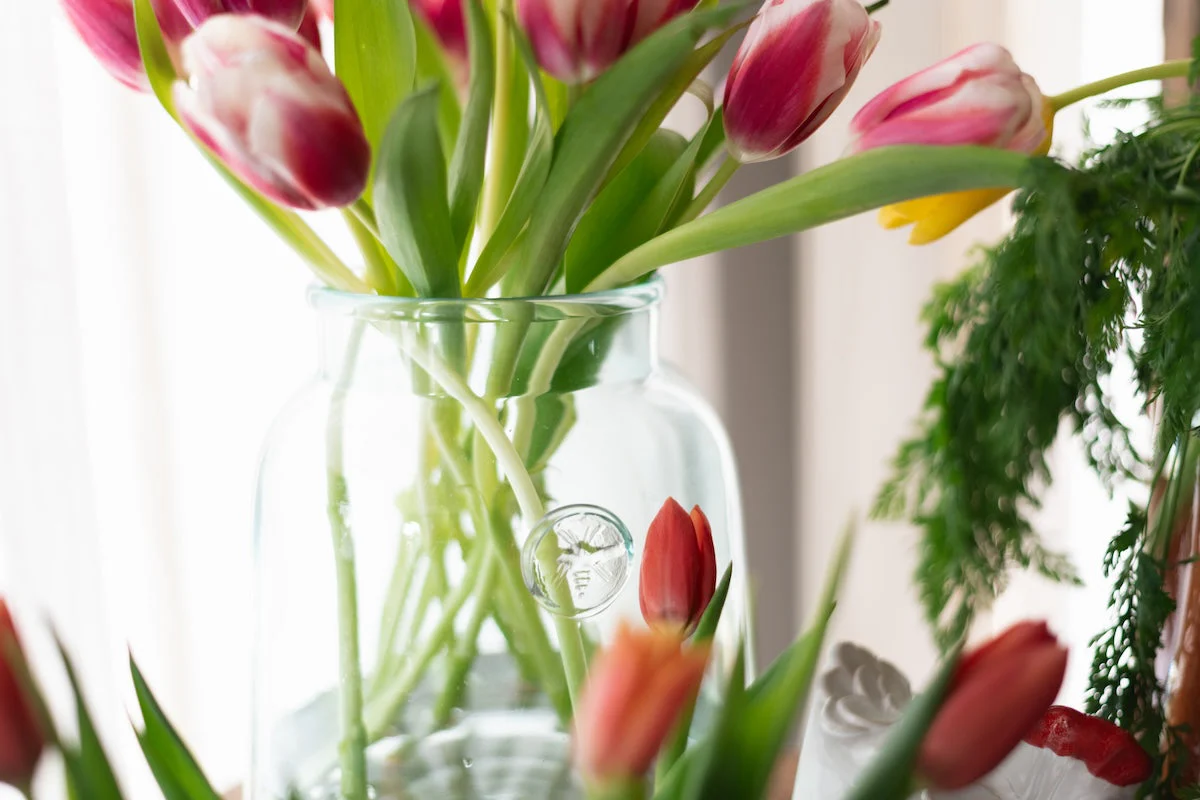 French Bee Mason Jar Vase - Image 4