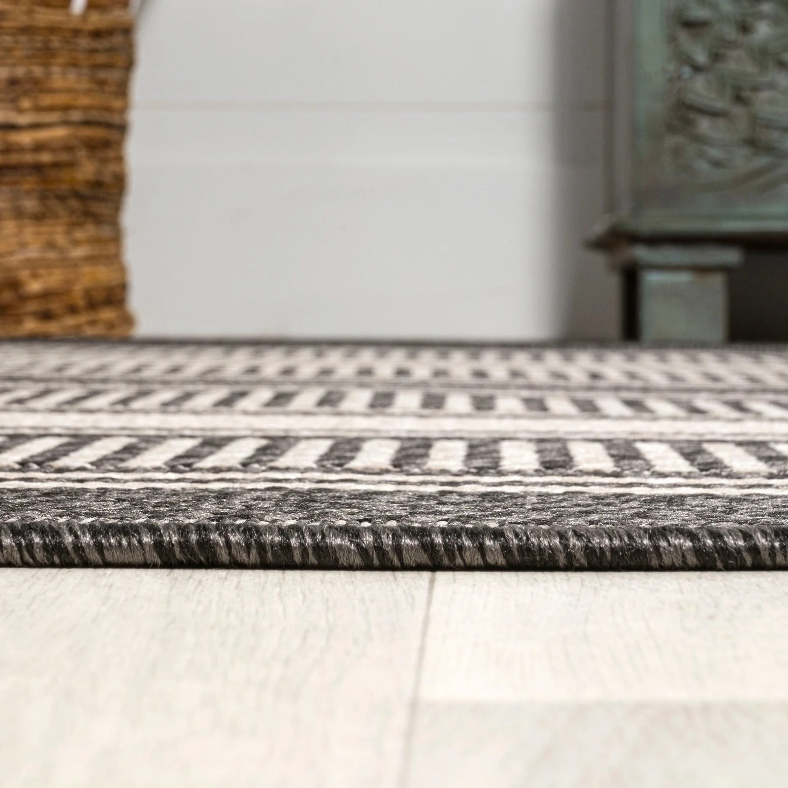 Haynes Modern Double Stripe Indoor/Outdoor Area Rug - Image 13