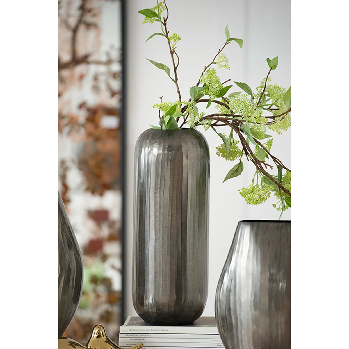 Medium Aluminum Layered Chisel Oval Vase - Image 6