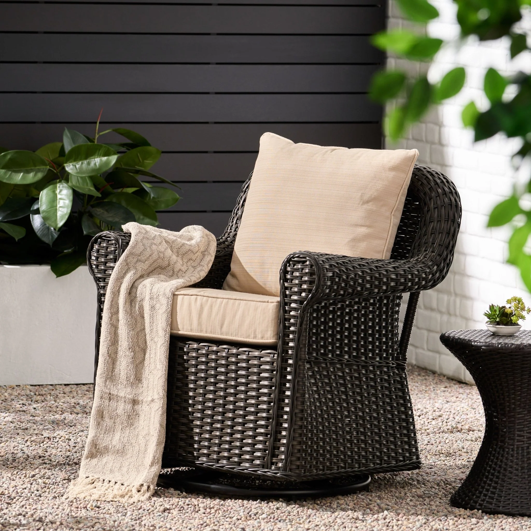 Outdoor Rattan Swivel Chair with Rolled Arm and Water-Resistant Cushions - Image 6