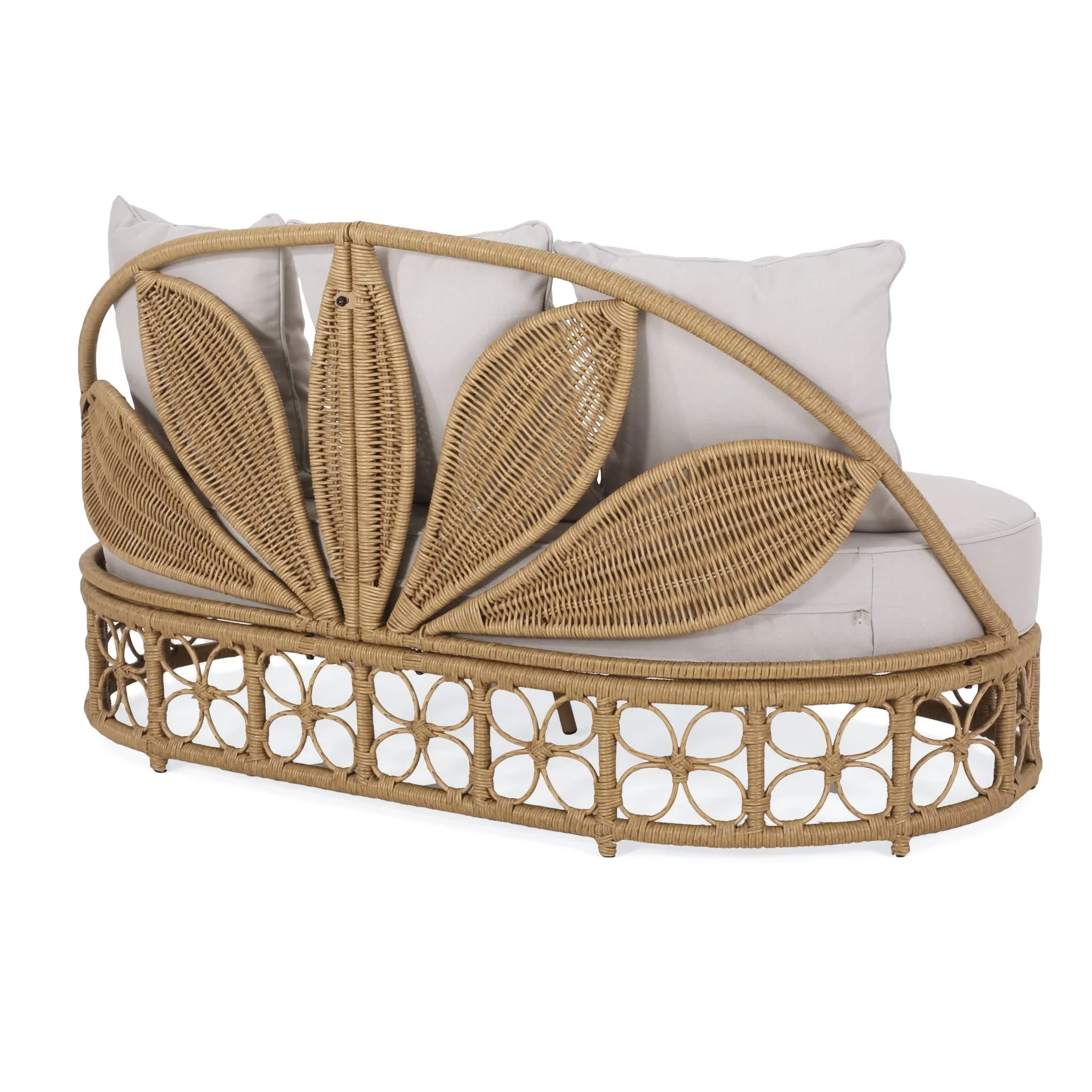 Outdoor Wicker Daybed With Pillows - Image 7