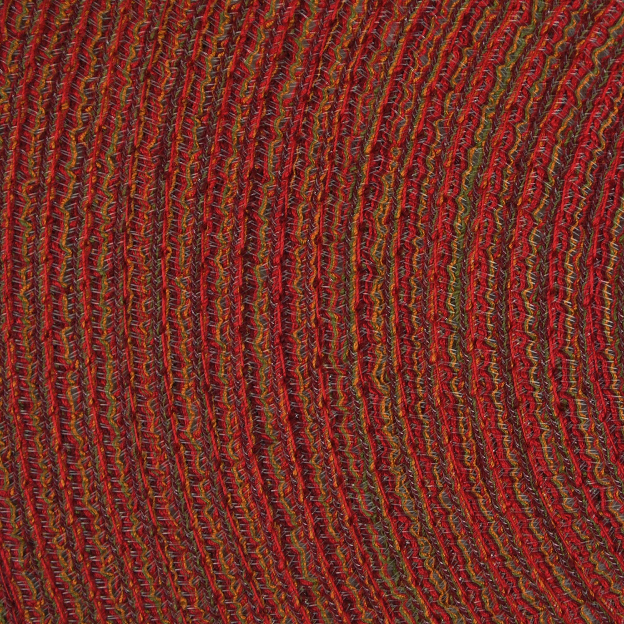 Red Variegated Round Woven Placemats, Set Of 6 - Image 3