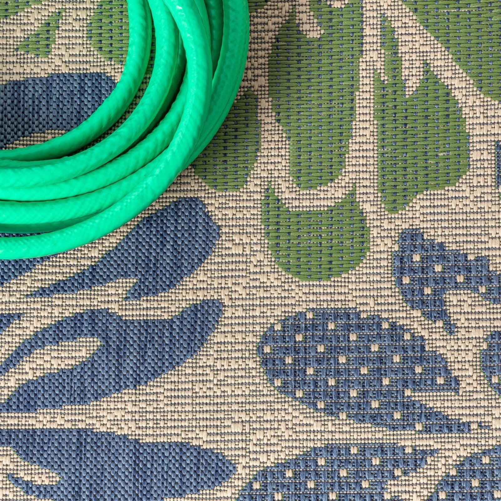 Zinnia Modern Floral Textured Weave Indoor/Outdoor Runner Rug - Image 29