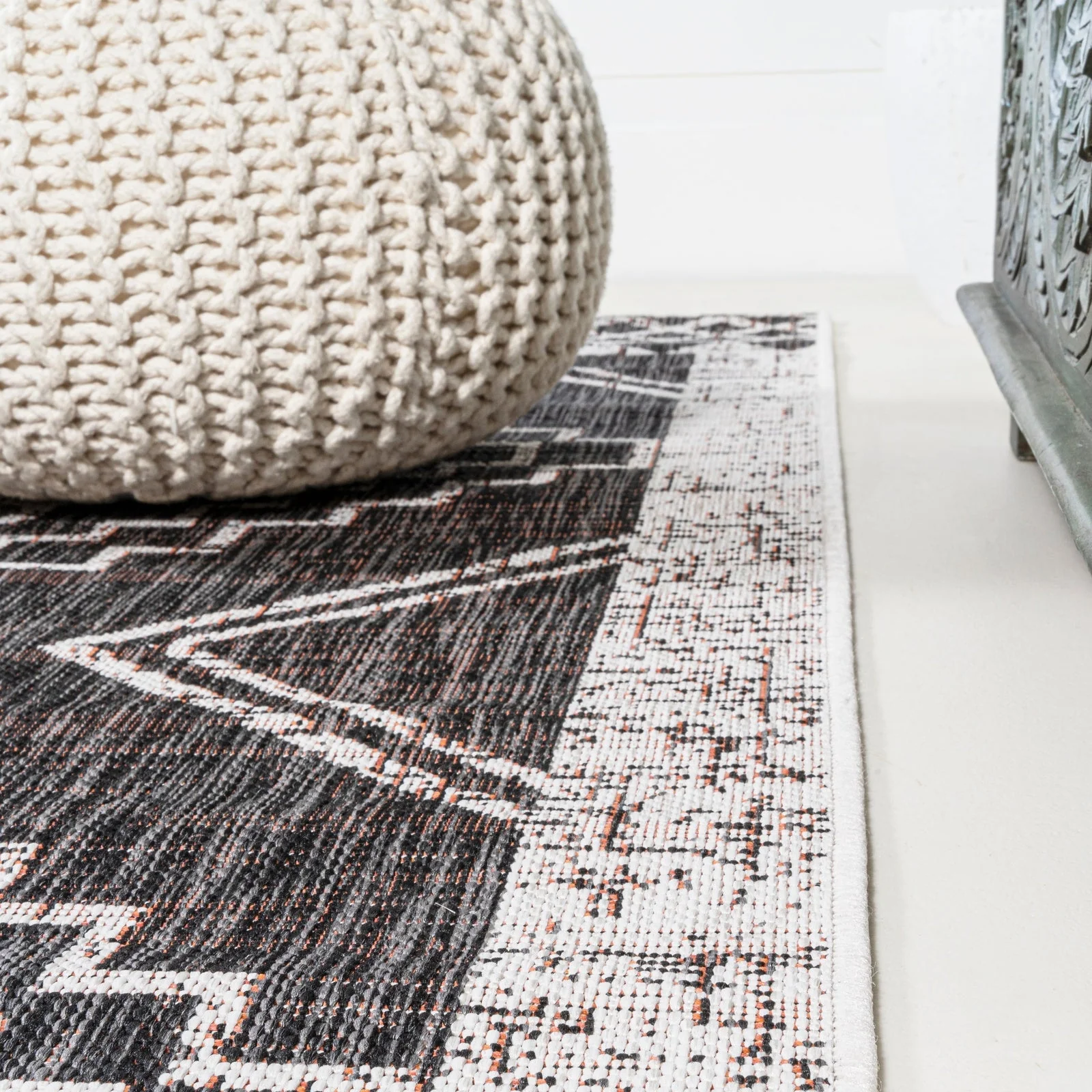 Marokko Diamond Tribal Medallion Indoor/Outdoor Runner Rug - Image 9