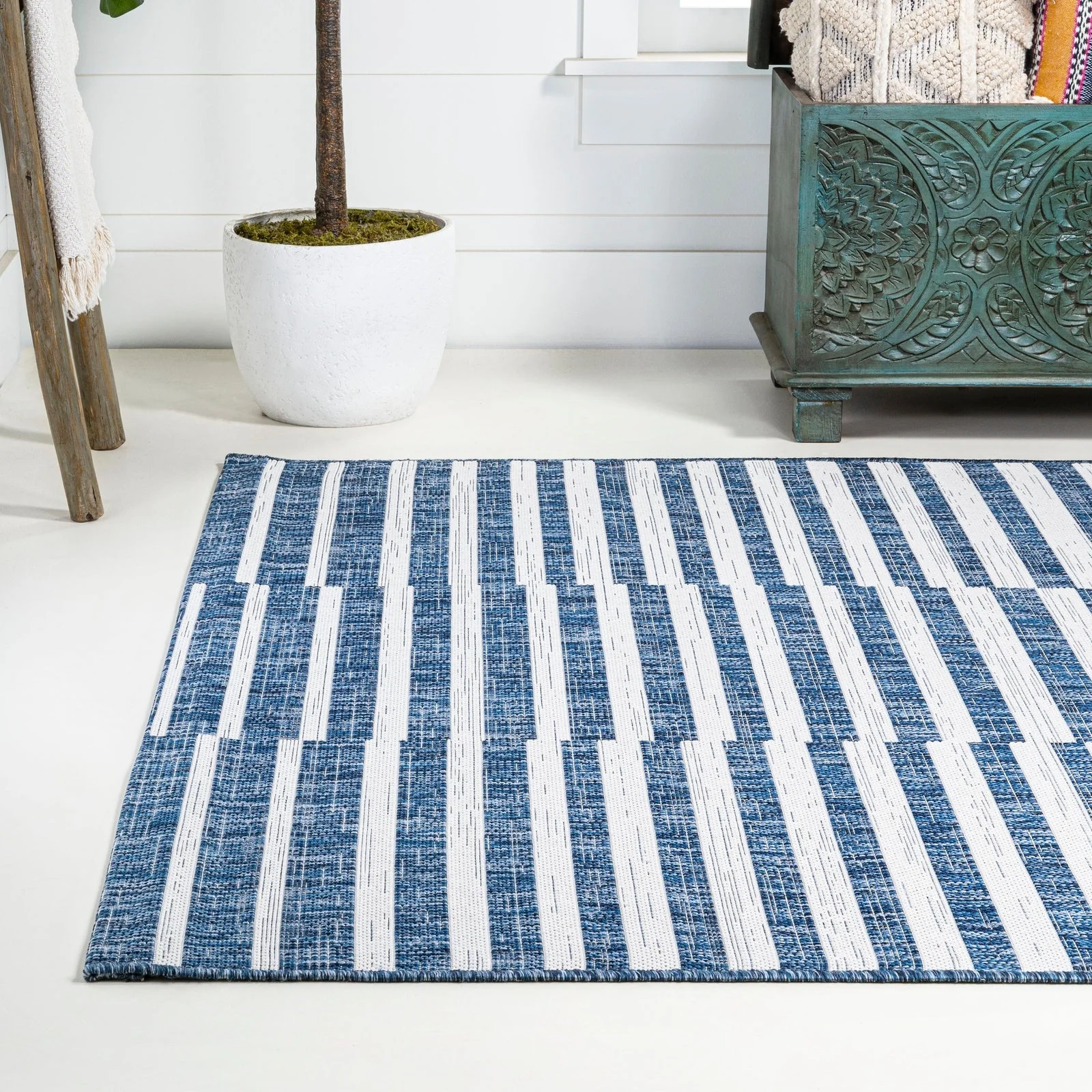 Sukie Modern Offset Stripe Indoor/Outdoor Runner Rug - Image 3