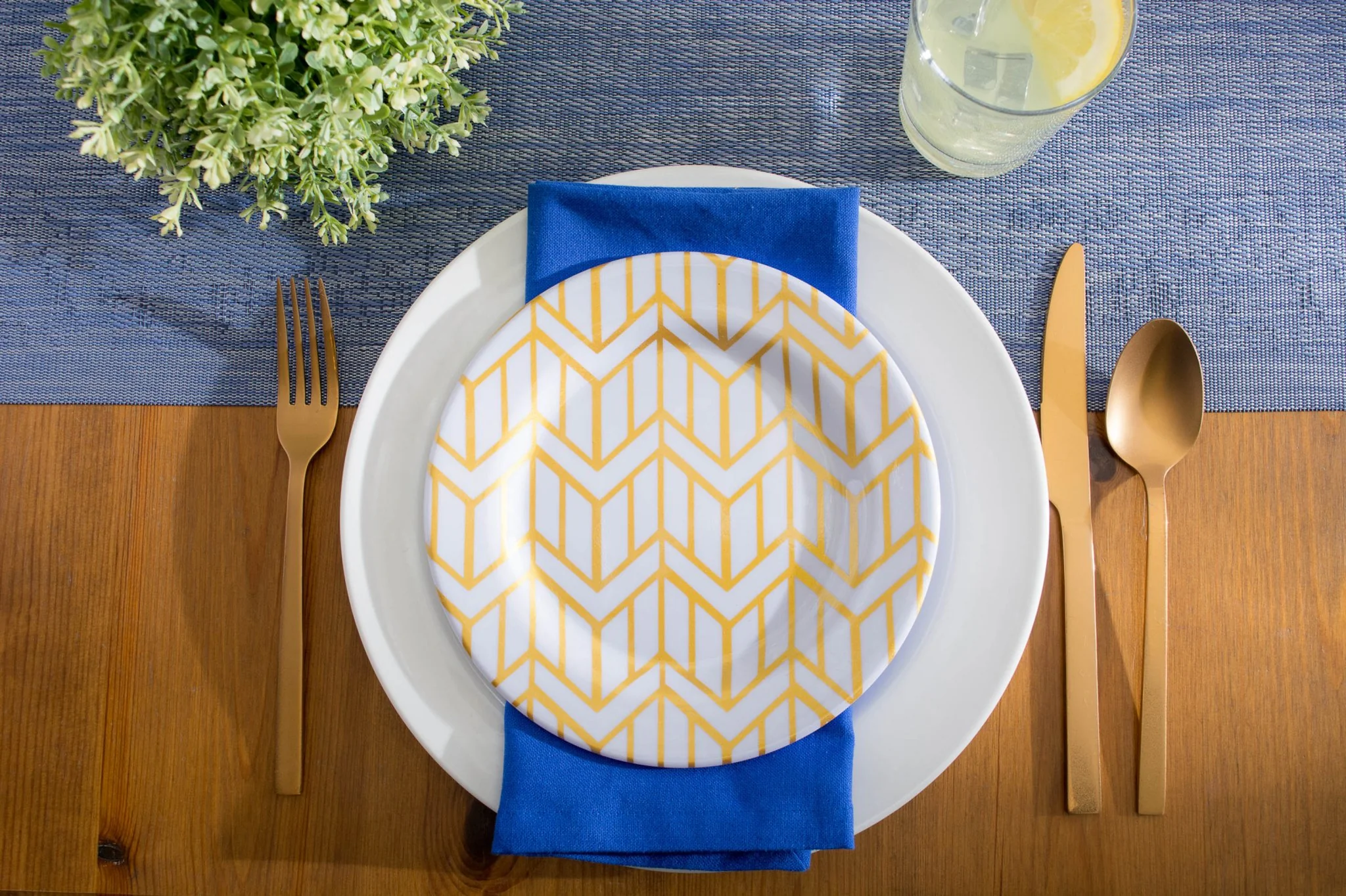 Space-Dyed Gray Pvc Table Runner 13X72 - Image 5