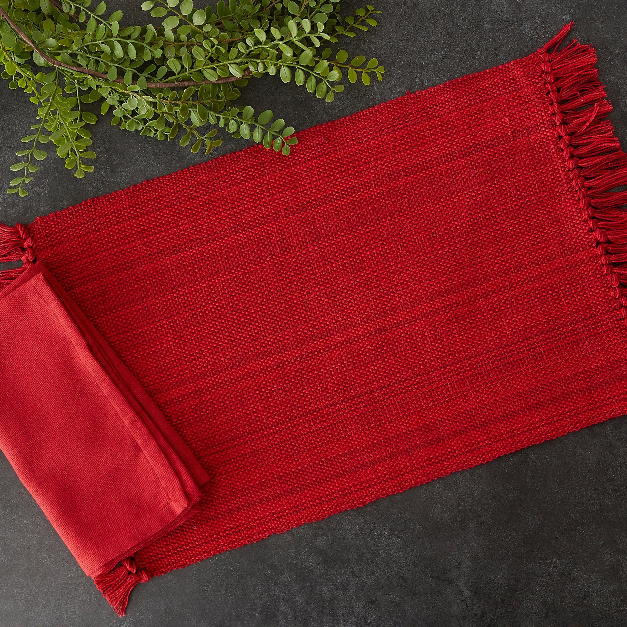 Tango Red Variegated Fringe Placemat & Napkin, Set of 8 - Image 4