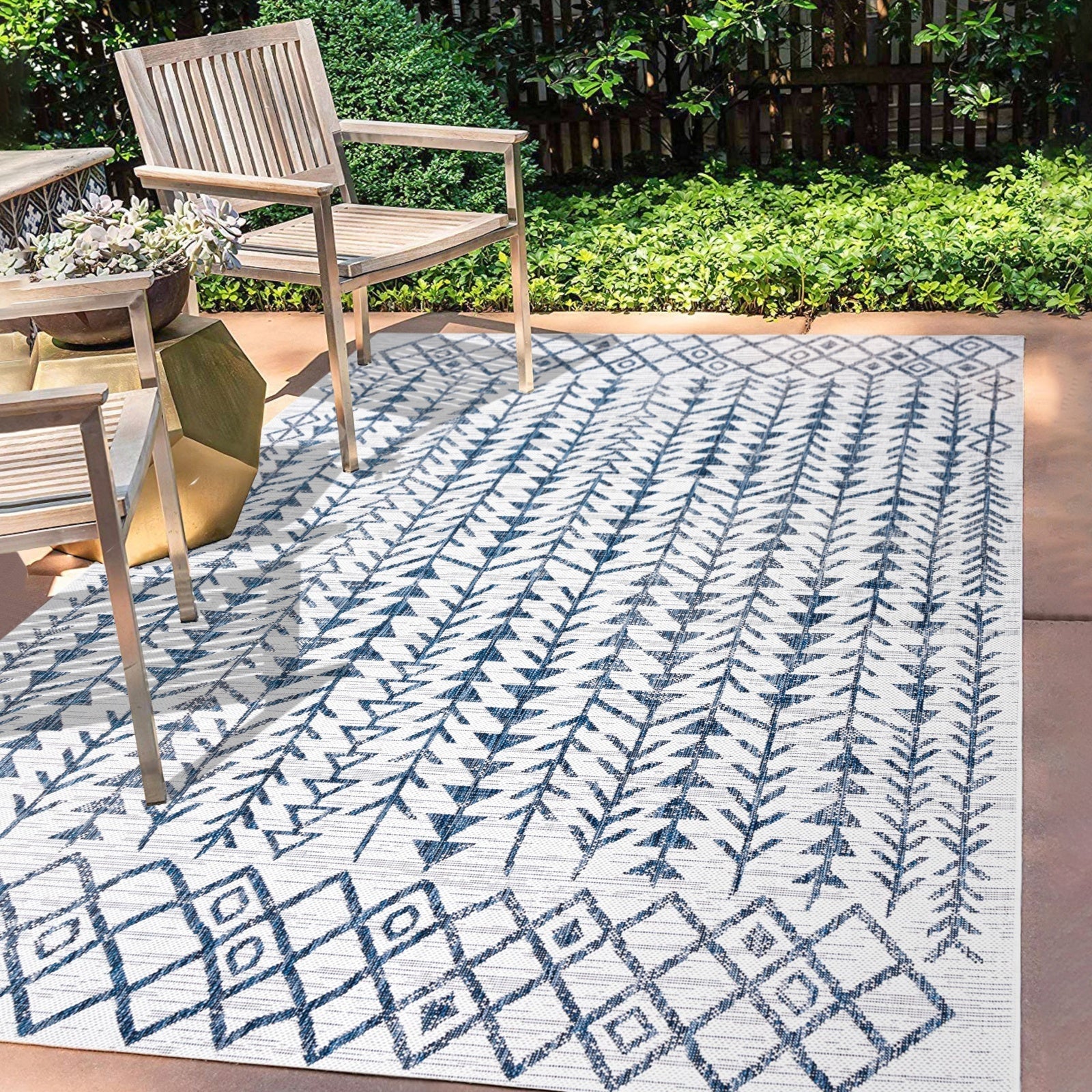 Tokay Bohemian Geometric Indoor/Outdoor Area Rug - Image 5